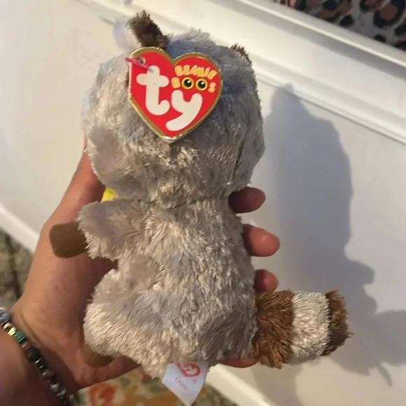 🦖 NWT TY beanie Oakie the Raccoon - Picture 4 of 5